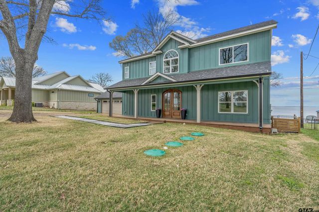 22107 Bluewater, Chandler, TX 75758