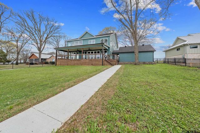 22107 Bluewater, Chandler, TX 75758