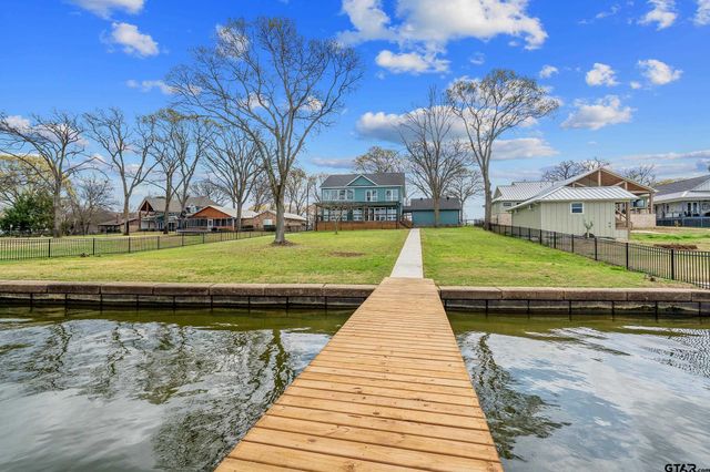 22107 Bluewater, Chandler, TX 75758