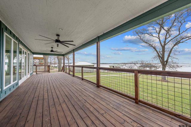 22107 Bluewater, Chandler, TX 75758