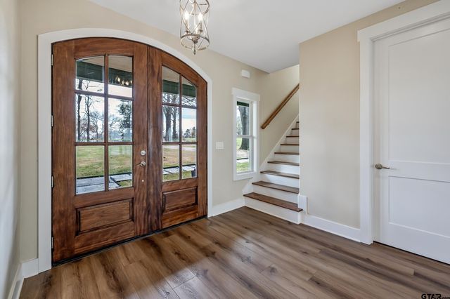 22107 Bluewater, Chandler, TX 75758