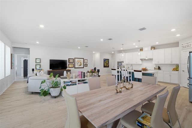 31477 WESTBURY ESTATES AVENUE, Wesley Chapel, FL 33545