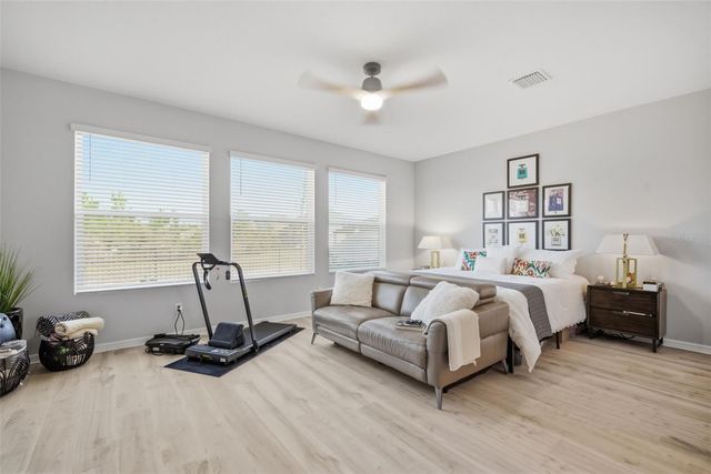 31477 WESTBURY ESTATES AVENUE, Wesley Chapel, FL 33545