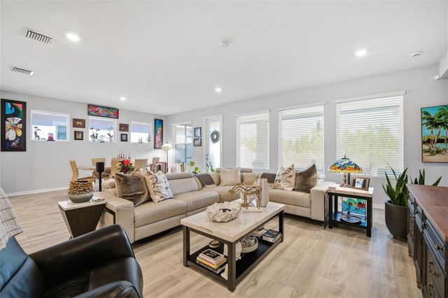 31477 WESTBURY ESTATES AVENUE, Wesley Chapel, FL 33545