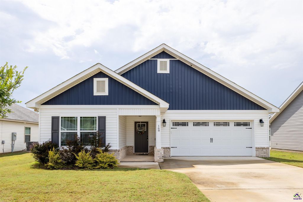 168 Red Tail Circle, Byron, GA 31008