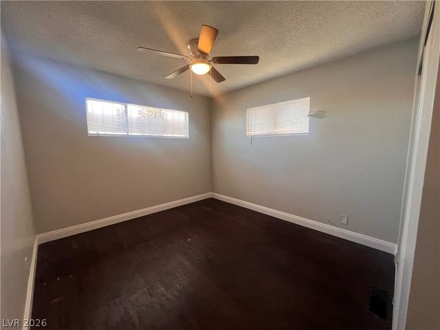 5901 Idle Avenue, Las Vegas, NV 89107