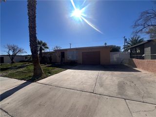 5901 Idle Avenue, Las Vegas, NV 89107