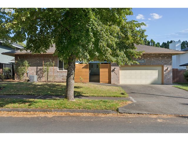 13935 Sw WEIR Rd, Beaverton, OR 97008