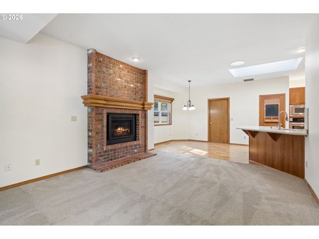 13935 Sw WEIR Rd, Beaverton, OR 97008
