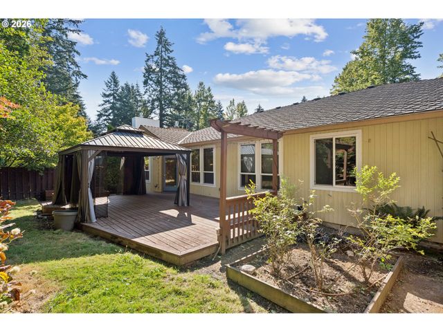 13935 Sw WEIR Rd, Beaverton, OR 97008