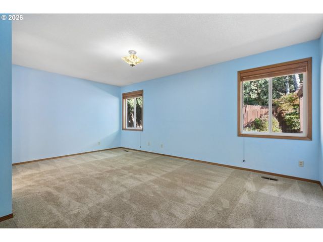 13935 Sw WEIR Rd, Beaverton, OR 97008