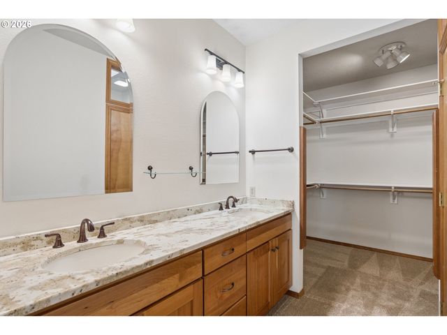 13935 Sw WEIR Rd, Beaverton, OR 97008