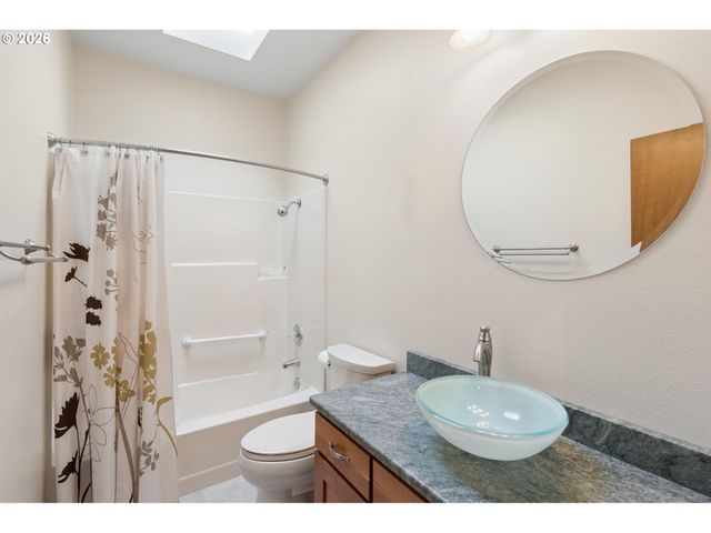 13935 Sw WEIR Rd, Beaverton, OR 97008