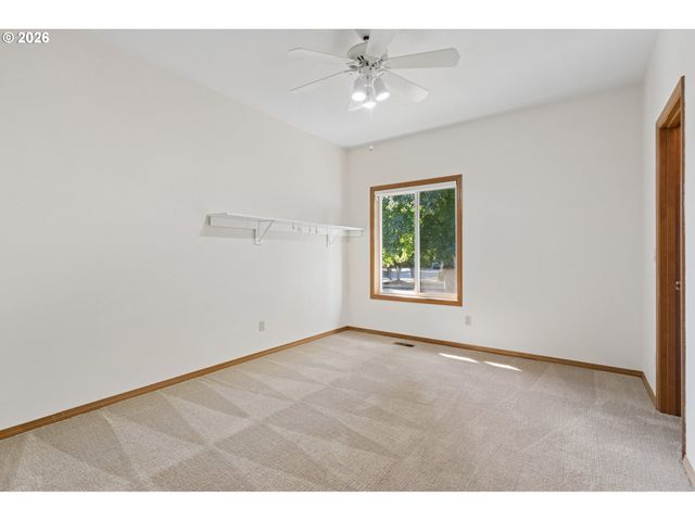 13935 Sw WEIR Rd, Beaverton, OR 97008