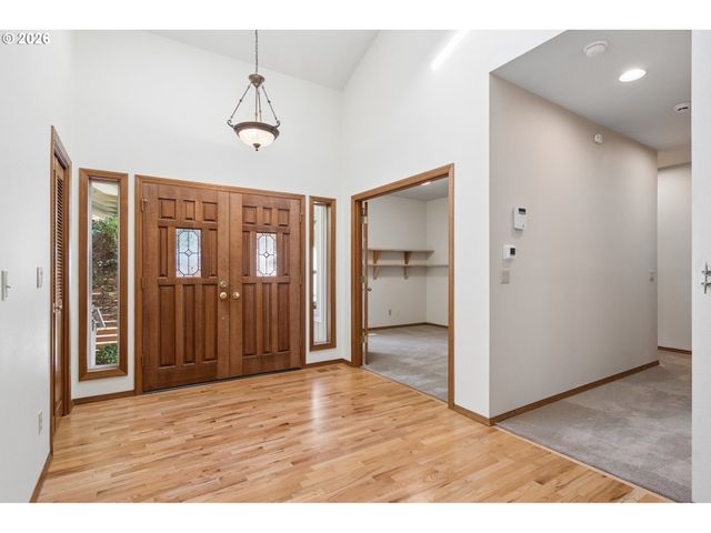 13935 Sw WEIR Rd, Beaverton, OR 97008