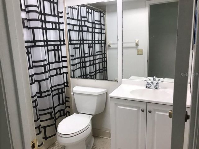 1823 THORNWOOD COURT, Wesley Chapel, FL 33543