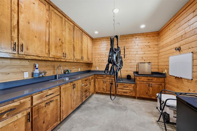 10531 Cole Road, Pilot Point, TX 76258