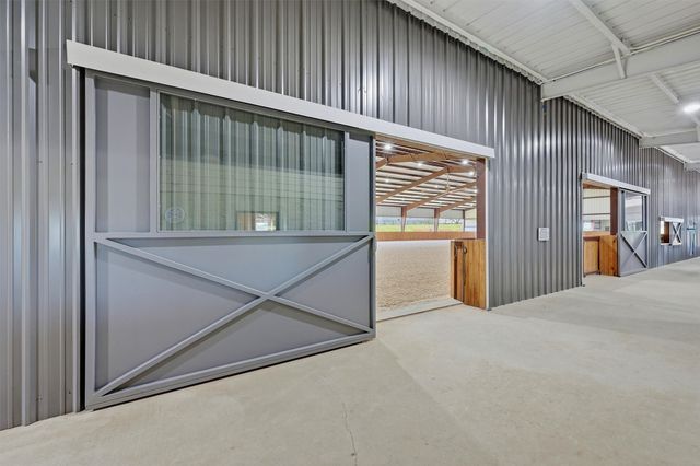 10531 Cole Road, Pilot Point, TX 76258