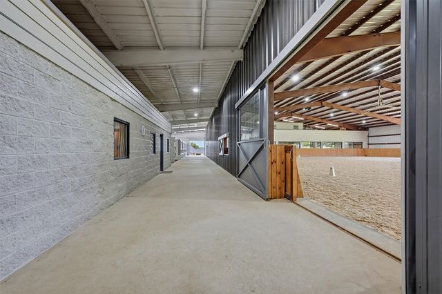 10531 Cole Road, Pilot Point, TX 76258