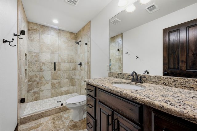 10531 Cole Road, Pilot Point, TX 76258
