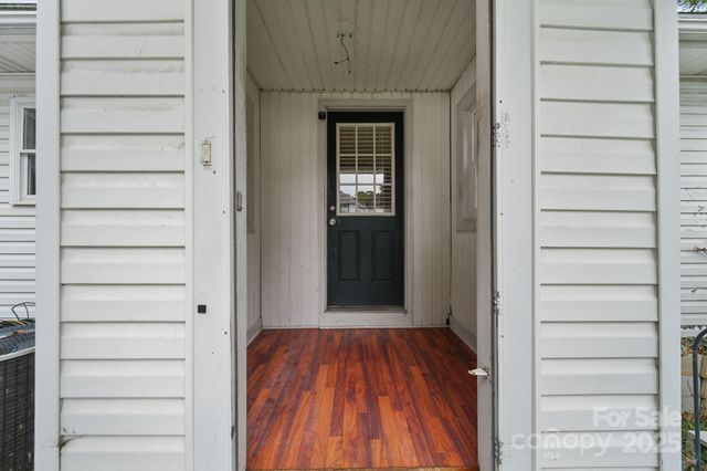 196 Spruce Street, Badin, NC 28009