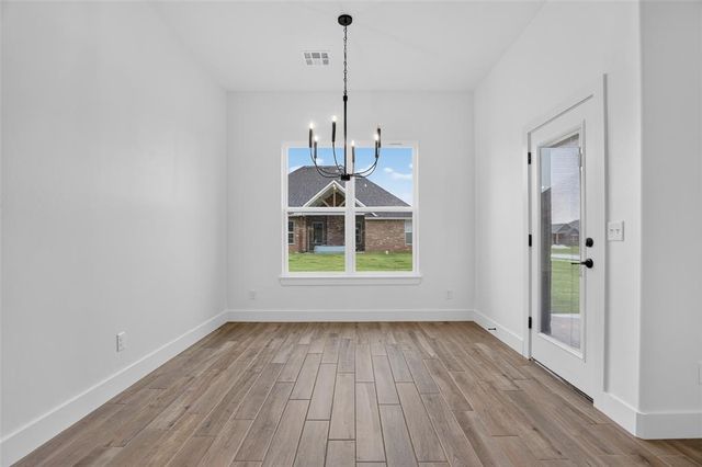 10401 SW 50th Street, Mustang, OK 73064