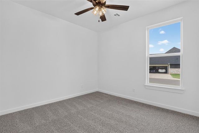 10401 SW 50th Street, Mustang, OK 73064
