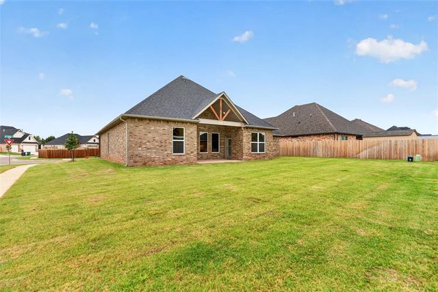 10401 SW 50th Street, Mustang, OK 73064