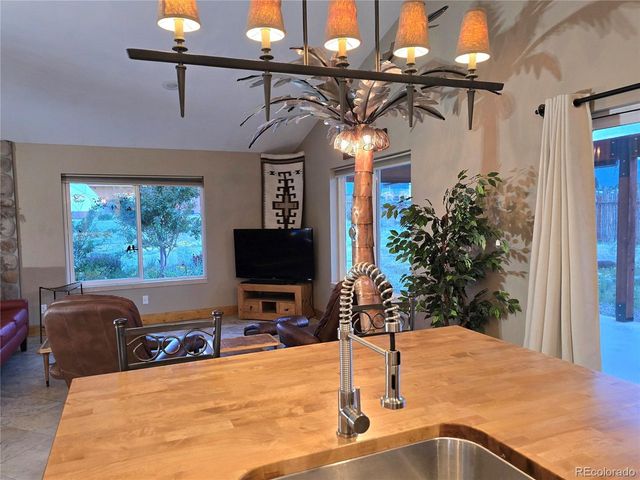 16811 County Road 306, Buena Vista, CO 81211