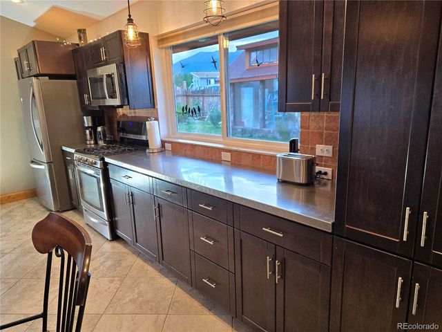 16811 County Road 306, Buena Vista, CO 81211