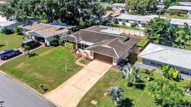 2352 RUTLAND LANE, Clearwater, FL 33763