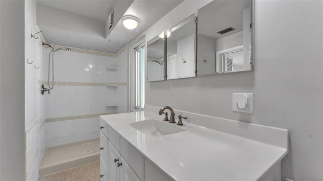 2352 RUTLAND LANE, Clearwater, FL 33763