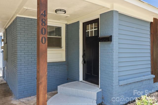 4800 Westridge Drive, Charlotte, NC 28208