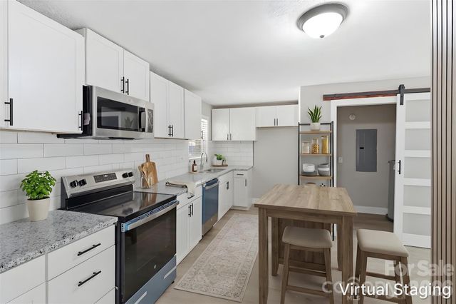 4800 Westridge Drive, Charlotte, NC 28208