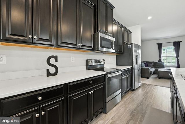 604 ROLLING VALLEY DR, Fredericksburg, VA 22405