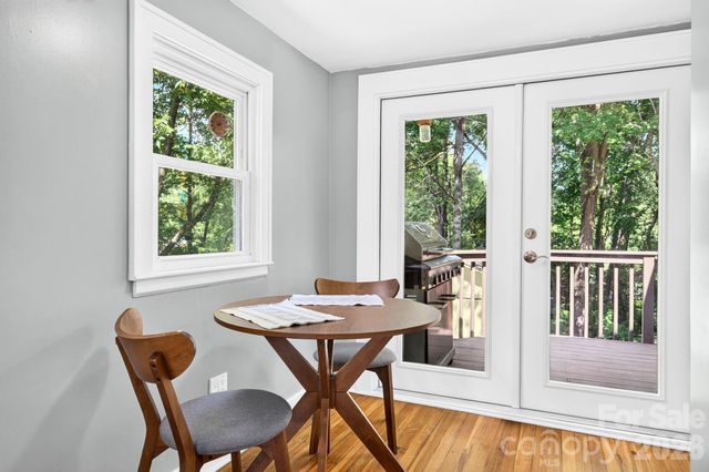 15 Westgate Road, Asheville, NC 28806