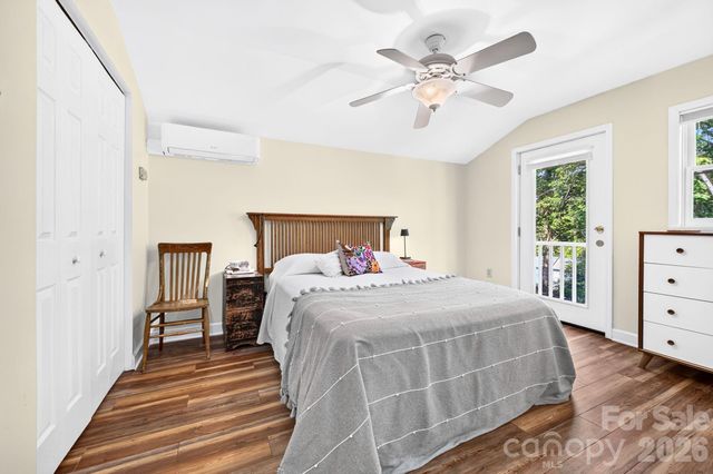 15 Westgate Road, Asheville, NC 28806