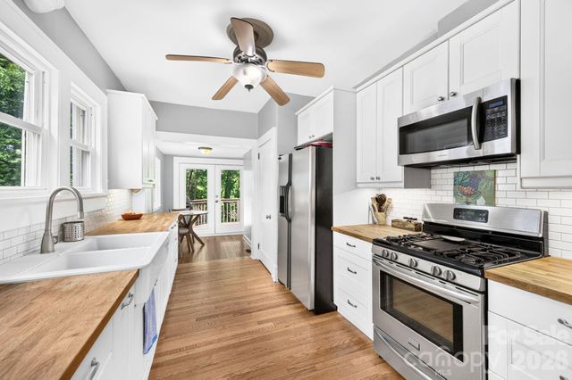 15 Westgate Road, Asheville, NC 28806