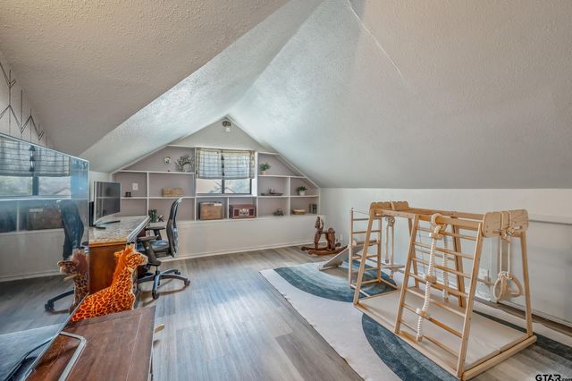 637 S College, Tyler, TX 75701