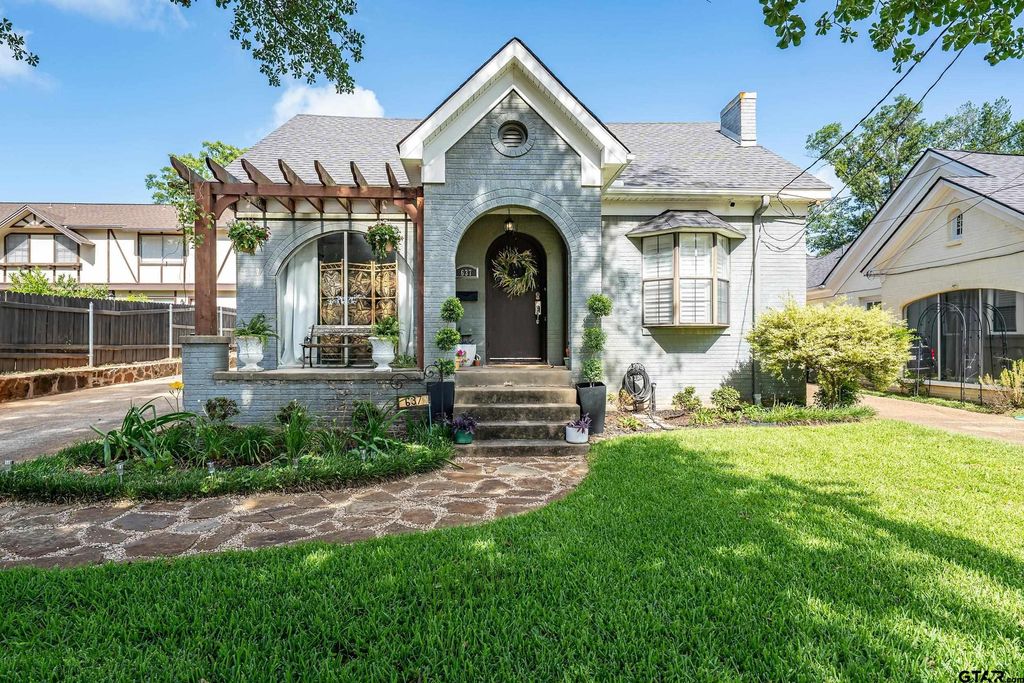 637 S College, Tyler, TX 75701