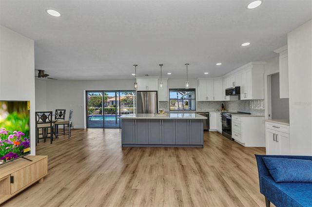 2718 SAINT THOMAS DRIVE, Punta Gorda, FL 33950