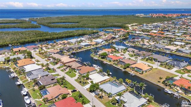 2718 SAINT THOMAS DRIVE, Punta Gorda, FL 33950