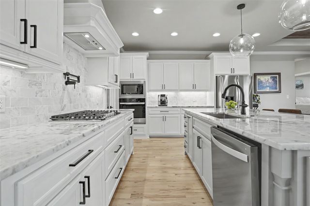 2847 E 141st Court S, Bixby, OK 74008