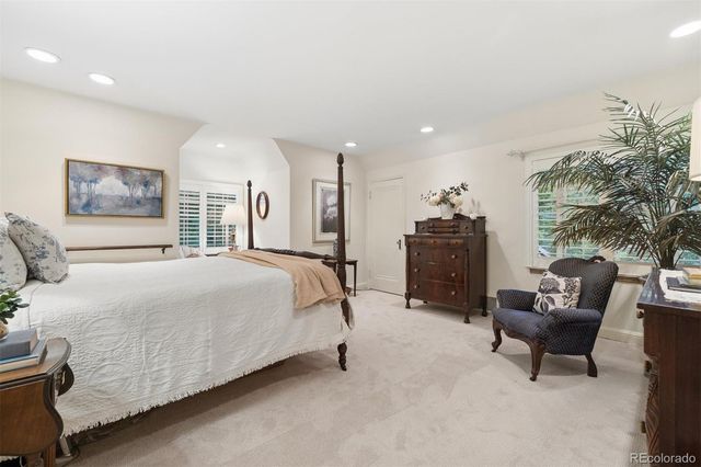 4330 E 6th Avenue Parkway, Denver, CO 80220