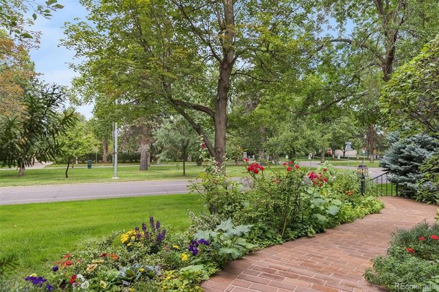 4330 E 6th Avenue Parkway, Denver, CO 80220