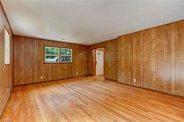 214 Regency Drive, Reidsville, NC 27320