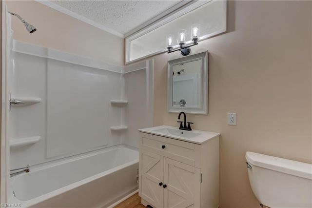 214 Regency Drive, Reidsville, NC 27320