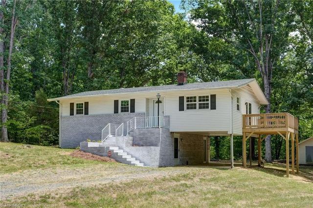 214 Regency Drive, Reidsville, NC 27320