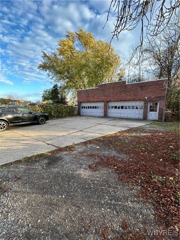 1311 Walden Avenue, Cheektowaga, NY 14211