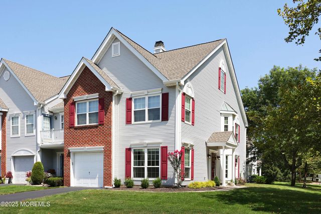 4 Oxford Road 329, Holmdel, NJ 07733